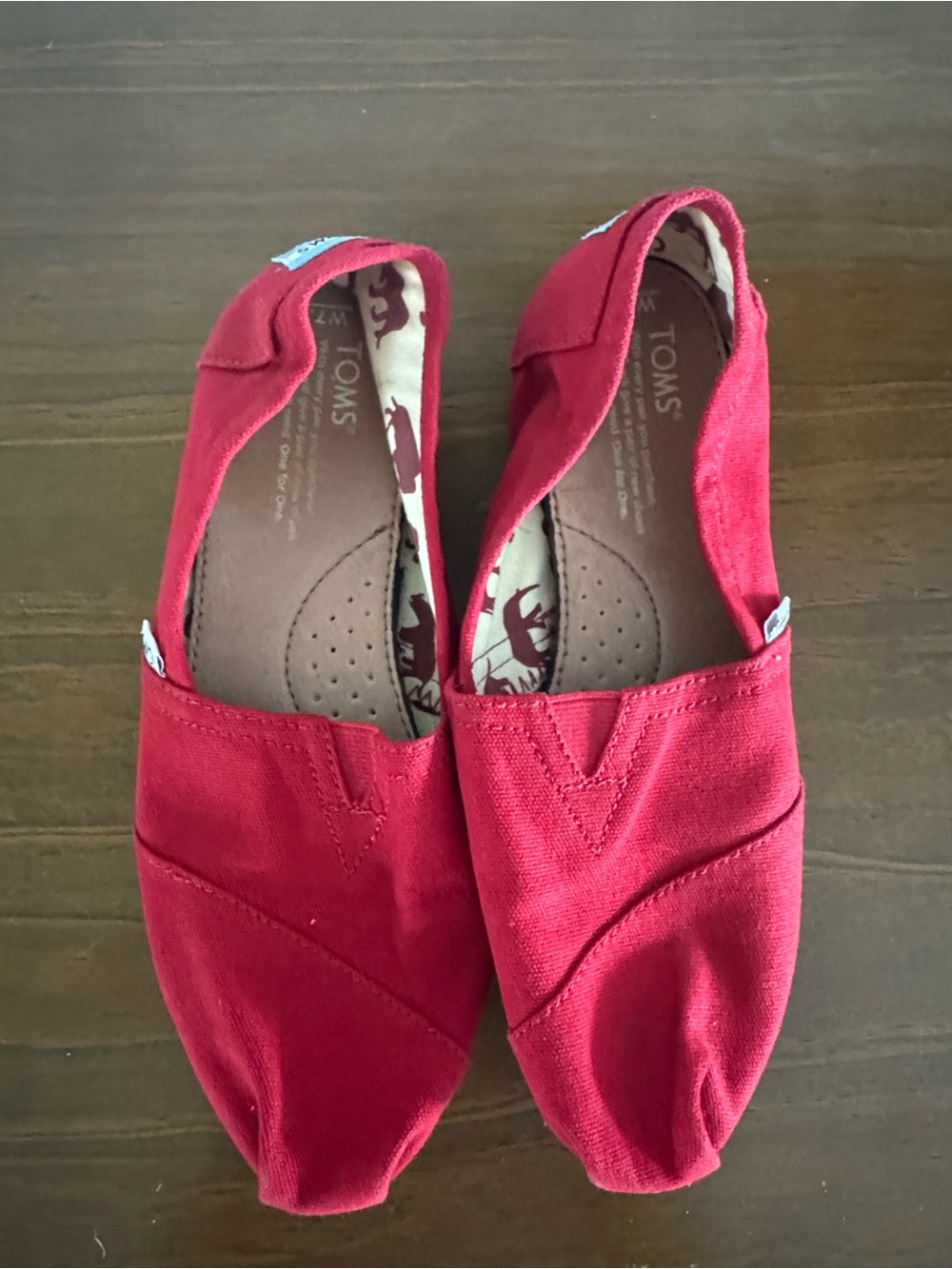 TOMS Women's Red Canvas Slip-Ons 7.5W